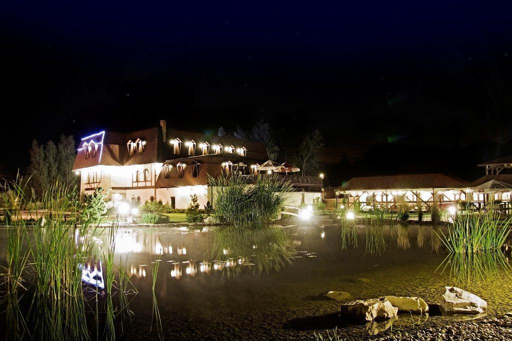 Hotel Rozdroze Nieborów Dış mekan fotoğraf