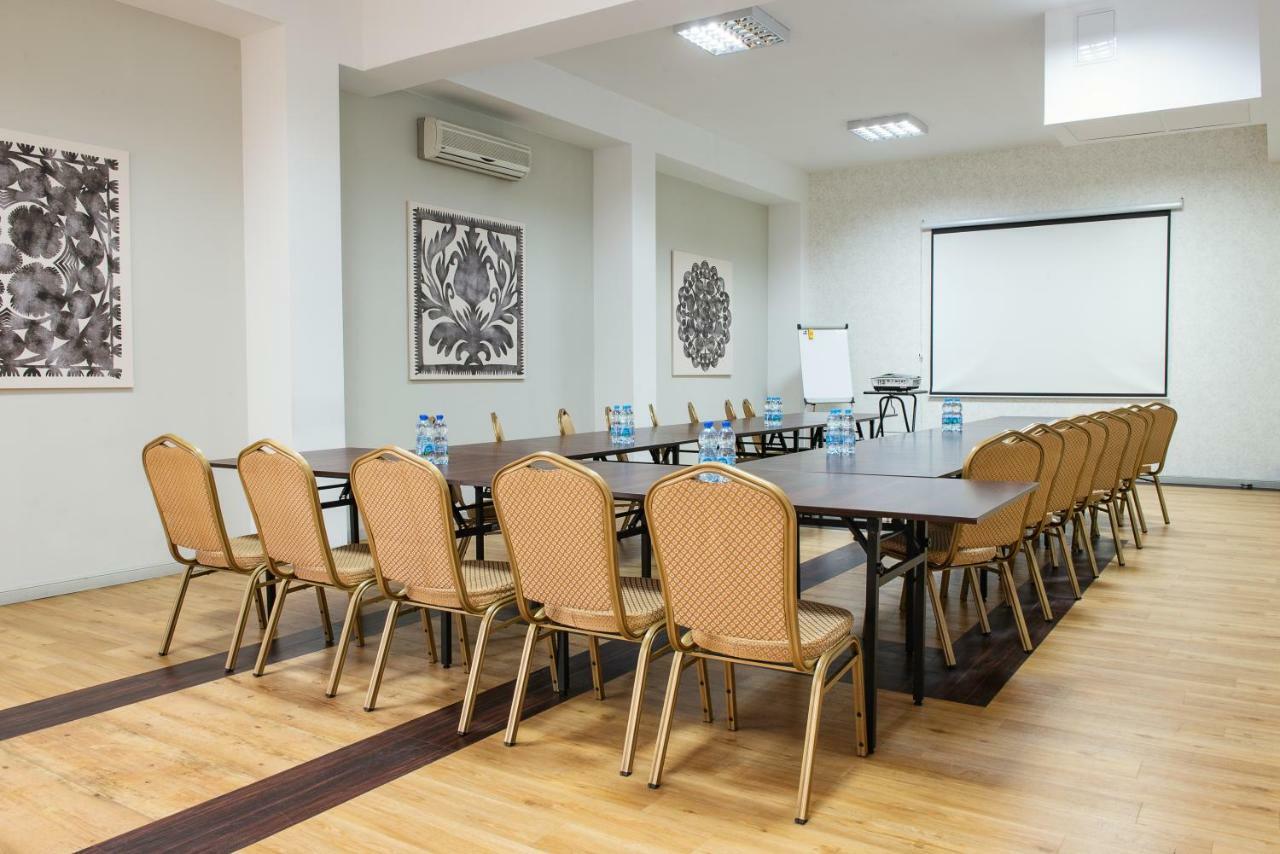 Hotel Rozdroze Nieborów Dış mekan fotoğraf